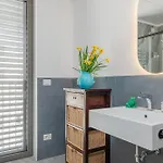 A New Futuristic Habitat! Appartement Milaan