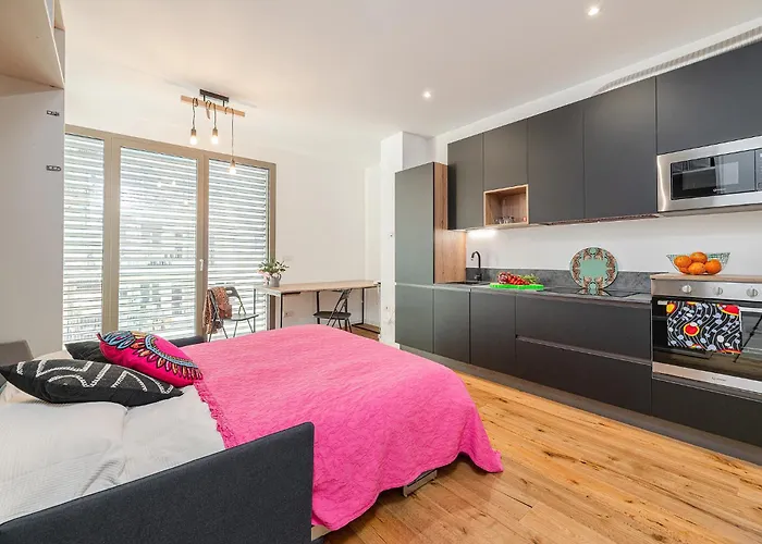 A New Futuristic Habitat! Lägenhet Milano